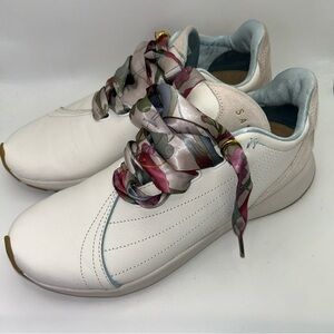 SAYSH Two Running Shoes Women’s US Size 8.5 With Floral Laces